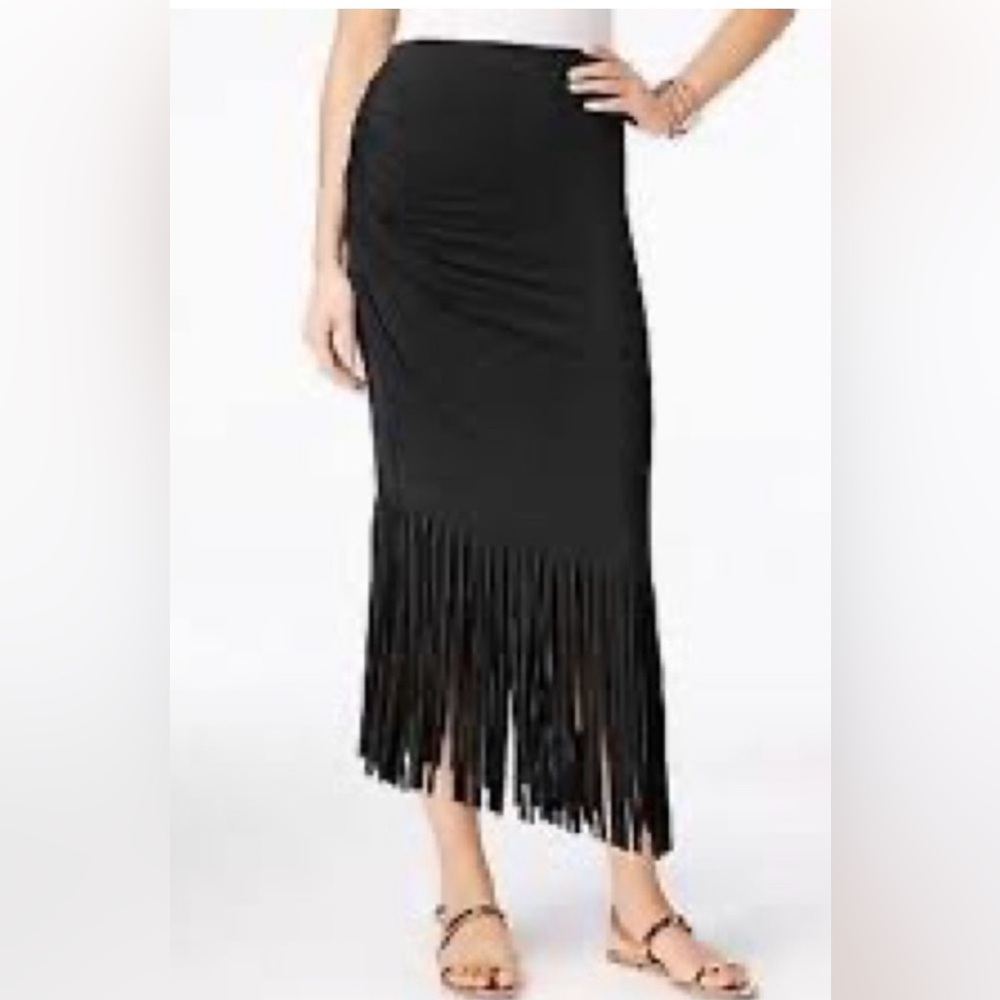 INC International Concepts‎ 
NWOT Navy Fringe Jersey Midi Skirt Size Medium